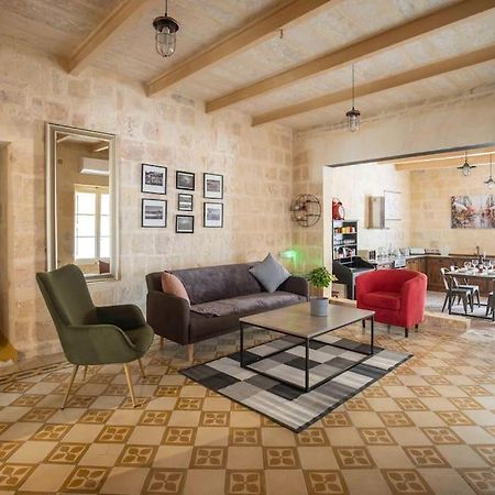 Chic, Stylish & Spacious Flat In Central Valletta Bagian luar foto
